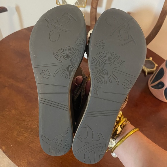 OTBT Women's Brookfield Metallic Leather Wedge Sandals Bohemian Casual 8.5 - Picture 12 of 12